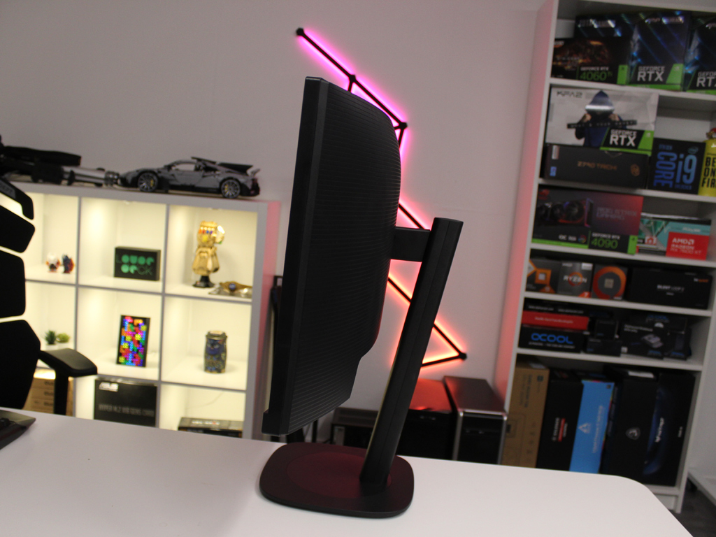 Philips 3000 Series 34B2U3600C ‒ Seitlich, rechts.